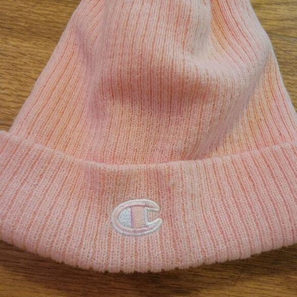 Champion Fuzzy Pom Pom Beanie Hat - Picture 2 of 6